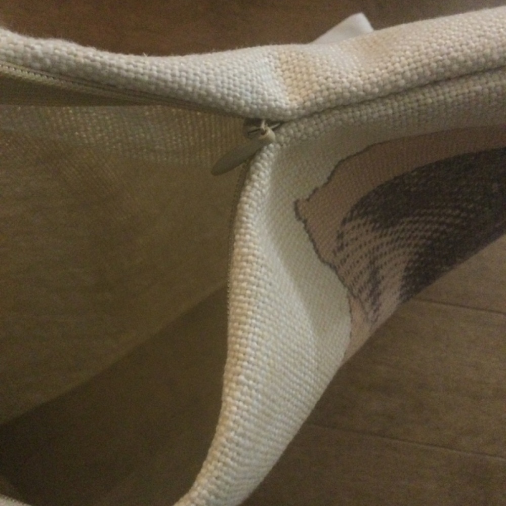 Pillow case!!! - Picture 4 of 6